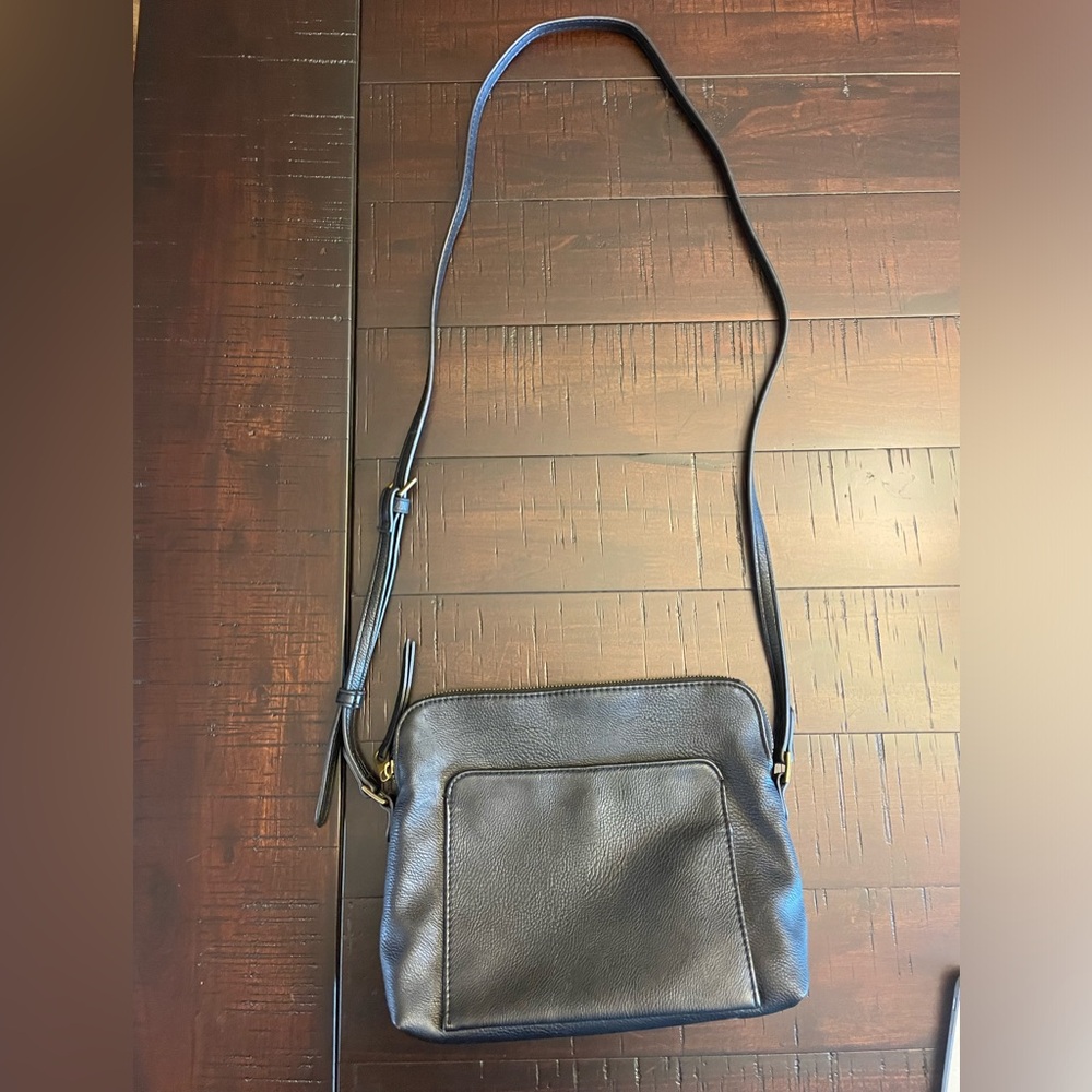 Target (universal thread) black crossbody purse